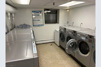 5 Pomona Ave #2c, Newark, NJ 07112 - Photo 8