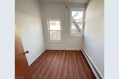 102 Union St #2A, Newark, NJ 07105 - Photo 8