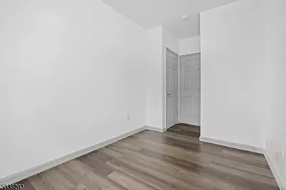 143 Valley Rd Unit #2L, Montclair, NJ 07042 - Photo 14