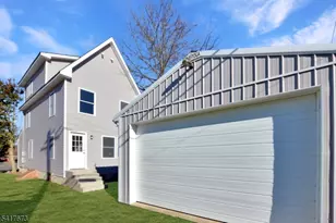 24 John St, Helmetta, NJ 08828 - Photo 4