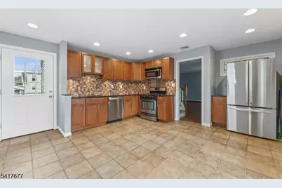 25 Fair Hill Rd, Clifton, NJ 07013 - Photo 6