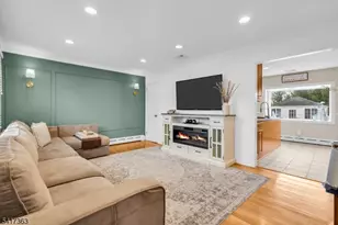 14 Edgewood Ter., Bridgewater, NJ 08807 - Photo 4