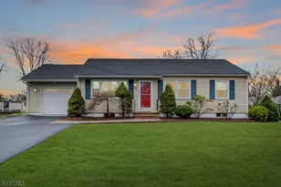 14 Edgewood Ter., Bridgewater, NJ 08807 - Photo 1