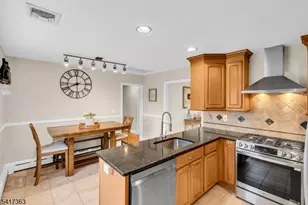 14 Edgewood Ter., Bridgewater, NJ 08807 - Photo 10