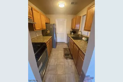 210 Vista Dr, Hanover Township, NJ 07927 - Photo 4