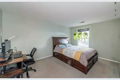 210 Vista Dr, Hanover Township, NJ 07927 - Photo 26