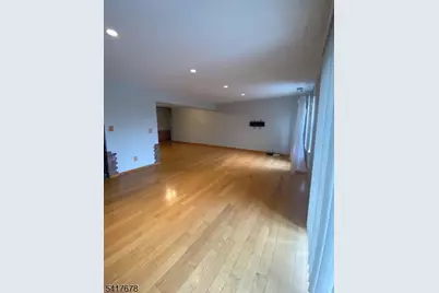 210 Vista Dr, Hanover Township, NJ 07927 - Photo 14