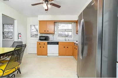 25 Devonshire Ter, West Orange Township, NJ 07052 - Photo 12