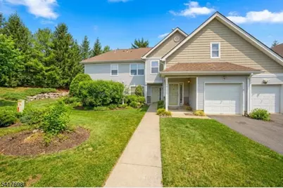 4 Eagles Nest Ln, Hardyston Township, NJ 07419 - Photo 2