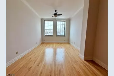 33 Forest Ave #2A, Hawthorne, NJ 07506 - Photo 6