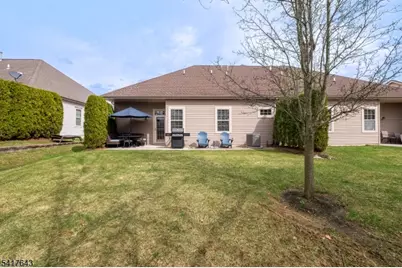 605 Edward St, Lopatcong Township, NJ 08865 - Photo 20