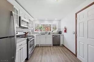 329 Water St, Belvidere, NJ 07823 - Photo 12