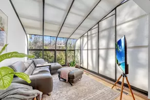 17 Brentwood Dr, North Caldwell, NJ 07006 - Photo 16