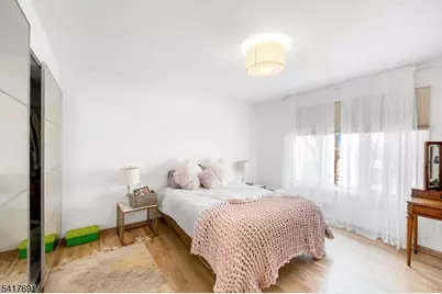 17 Brentwood Dr, North Caldwell, NJ 07006 - Photo 34