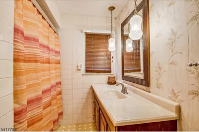 606 Knopf St, Linden, NJ 07036 - Photo 14