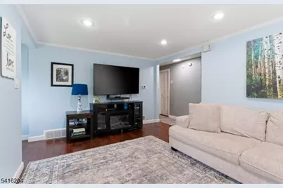 145 Canterbury Ave, North Arlington, NJ 07031 - Photo 6