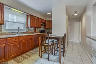 15 Belle Terre Rd, West Orange Township, NJ 07052 - Photo 6