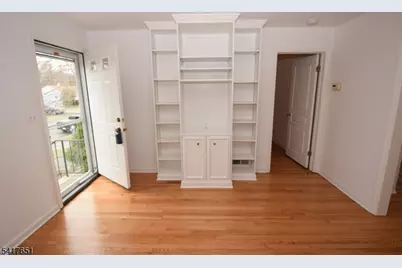 27 Grant Ave, New Providence, NJ 07974 - Photo 2