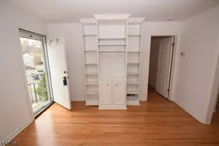 27 Grant Ave, New Providence, NJ 07974 - Photo 2