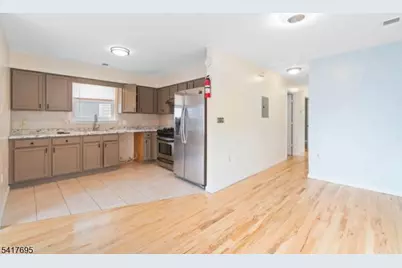 309 Court St, Elizabeth, NJ 07206 - Photo 4