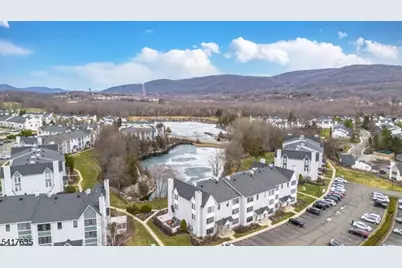 54 Burlington Ct, Hamburg, NJ 07419 - Photo 24