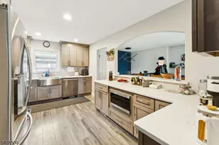 76 Elmwood Terrace, Linden, NJ 07036 - Photo 12