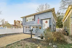 76 Elmwood Terrace, Linden, NJ 07036 - Photo 4