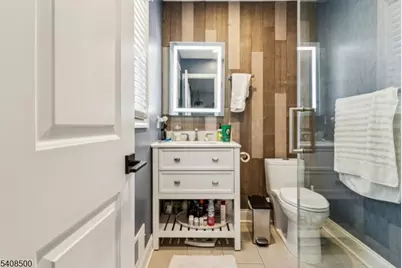 76 Elmwood Ter, Linden, NJ 07036 - Photo 16