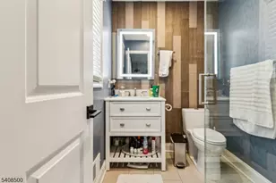 76 Elmwood Terrace, Linden, NJ 07036 - Photo 16