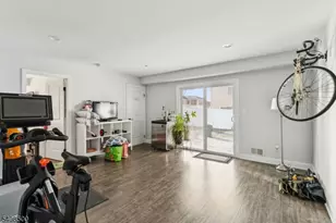 76 Elmwood Terrace, Linden, NJ 07036 - Photo 22
