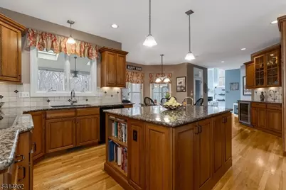 6 Mackenzie Ct, Sparta Township, NJ 07871 - Photo 14