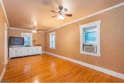 154 Roseland Ave, Caldwell, NJ 07006 - Photo 10