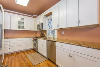 154 Roseland Ave, Caldwell, NJ 07006 - Photo 6