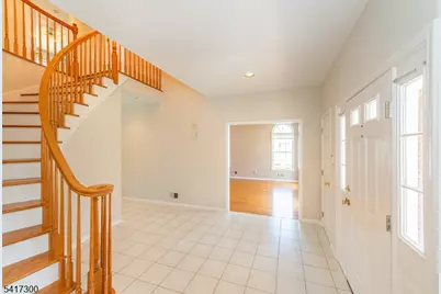 5 Heritage Ct, Randolph Township, NJ 07869 - Photo 4