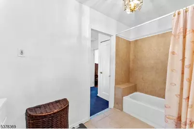 78 Girard Pl, Newark, NJ 07108 - Photo 18