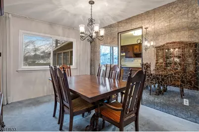 10 Falcon Rd, Mount Olive, NJ 07836 - Photo 8