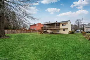 10 Falcon Rd, Mount Olive, NJ 07836 - Photo 24