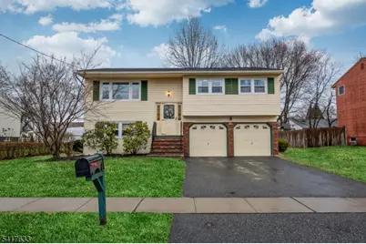 10 Falcon Rd, Mount Olive, NJ 07836 - Photo 1