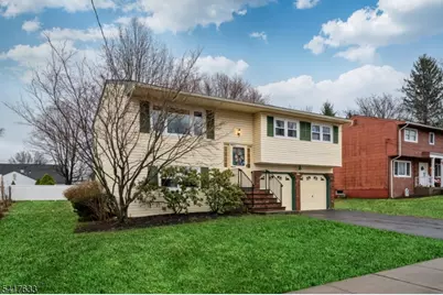 10 Falcon Rd, Mount Olive, NJ 07836 - Photo 26