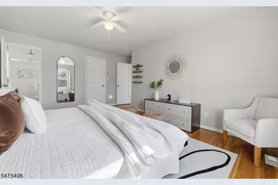 22 Elizabeth Ct, Bloomfield, NJ 07003 - Photo 16