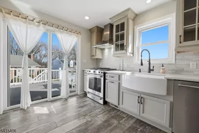 22 Elizabeth Ct, Bloomfield, NJ 07003 - Photo 8