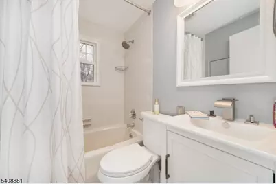 26 Greendale Ave, Pequannock Township, NJ 07444 - Photo 10