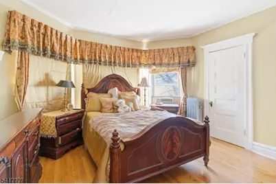 328 E 30th St, Paterson, NJ 07504 - Photo 14