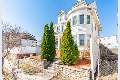 328 E 30th St, Paterson, NJ 07504 - Photo 28