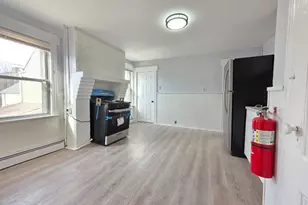 8 Lincoln Ave, Kearny, NJ 07032 - Photo 2