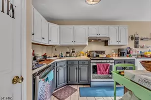 1403 Moonlight Ct, Washington Township, NJ 07840 - Photo 6