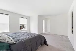 1403 Moonlight Ct, Washington Township, NJ 07840 - Photo 14