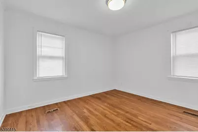 2144 Tyler St, Union Township, NJ 07083 - Photo 8