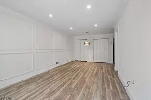 39 Boston Ct, Newark, NJ 07103 - Photo 4