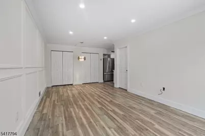 39 Boston Ct, Newark, NJ 07103 - Photo 6